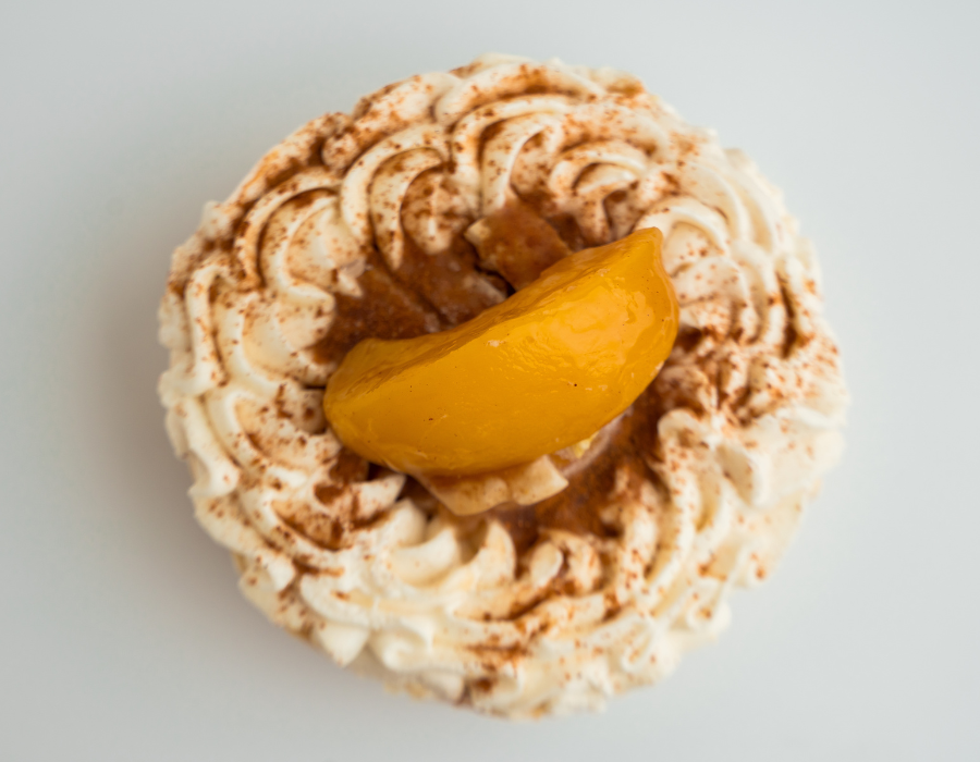Peach Cobbler Cheesecake